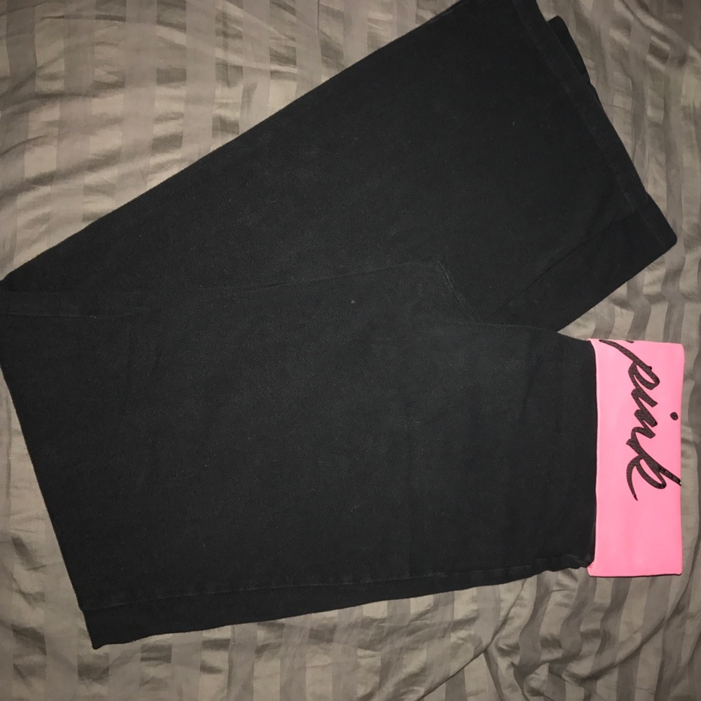yoga pants