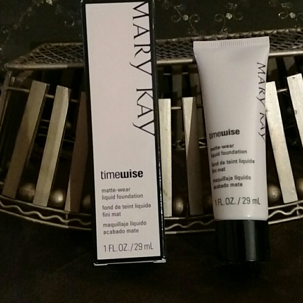 Mary Kay Matte Liq.Fd. BRONZE 6