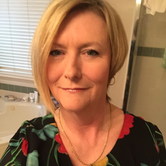 Meet your Posher, Susan - Picture 2 of 2