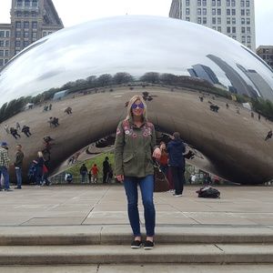 Meet your Posher, Leeann