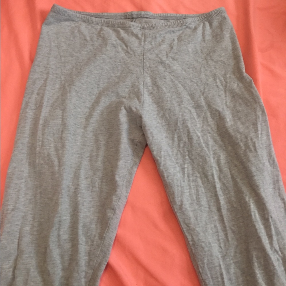 Gray leggings