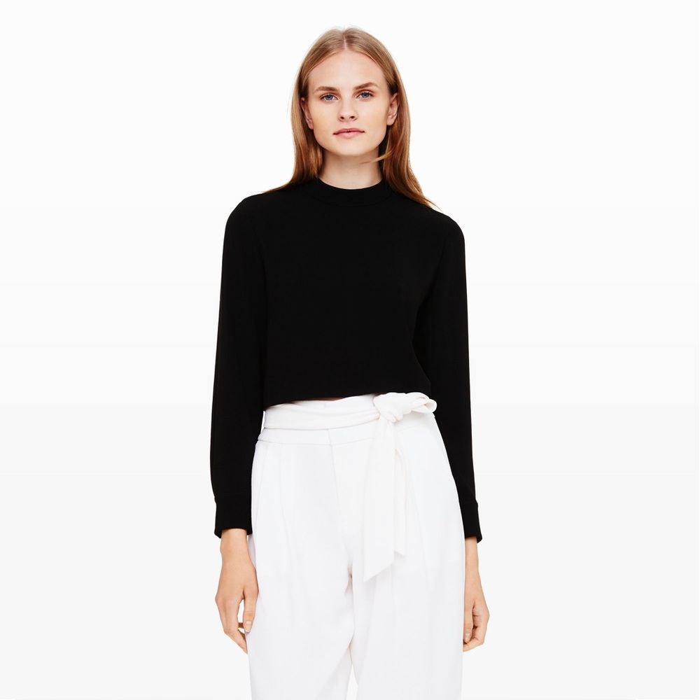 Club Monaco cropped blouse NWT