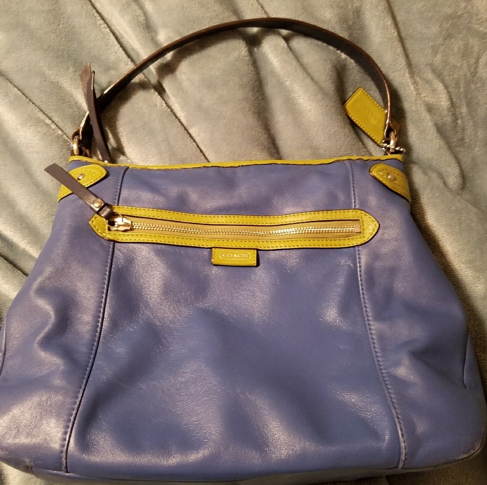 Coach Purse - Great for Fall!