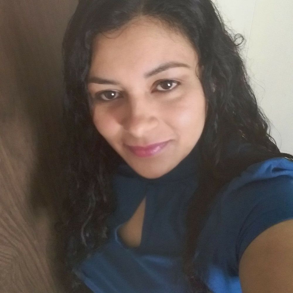 Meet your Posher, Deysi