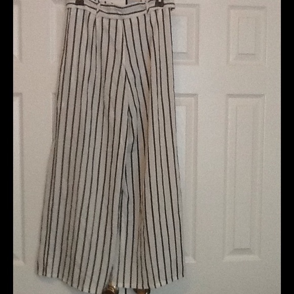 ⚡️Flash sale🎉HP 8/10/17🎉Gorgeous Palazzo pants😎 - Picture 2 of 4