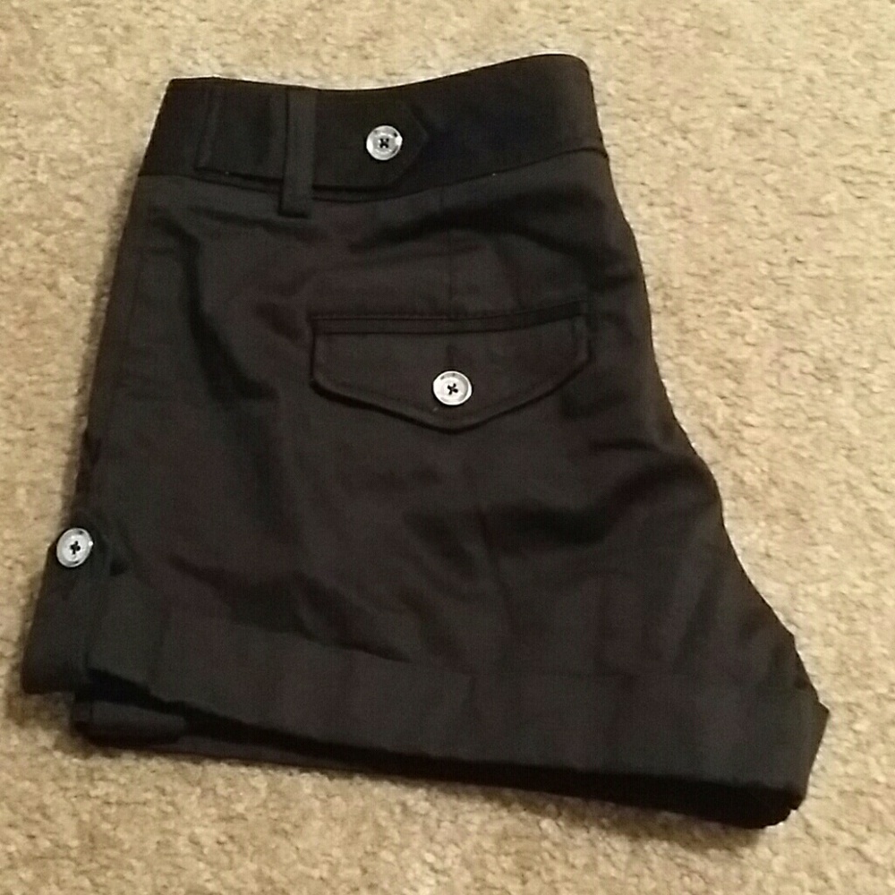 NWOT express black trouser shorts 8