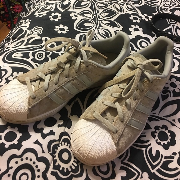 Adidas super stars - Picture 1 of 3