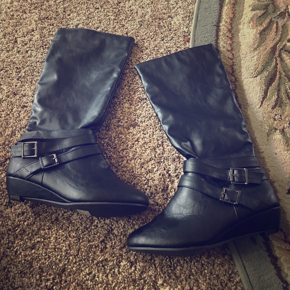 Black Buckle Boots