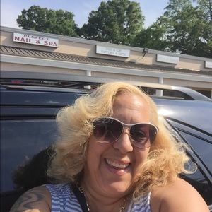 Meet your Posher, Tonya