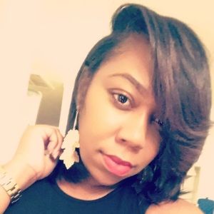 Meet your Posher, Robyn