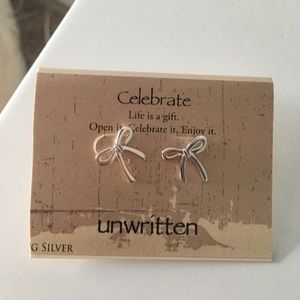Silver bow earrings