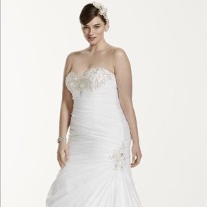 Never Worn David's Bridal Wedding Dress