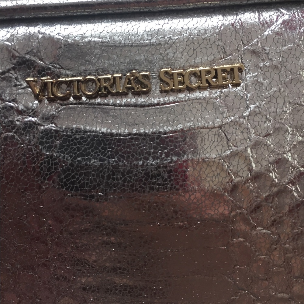 VS purse💕 - Picture 2 of 3