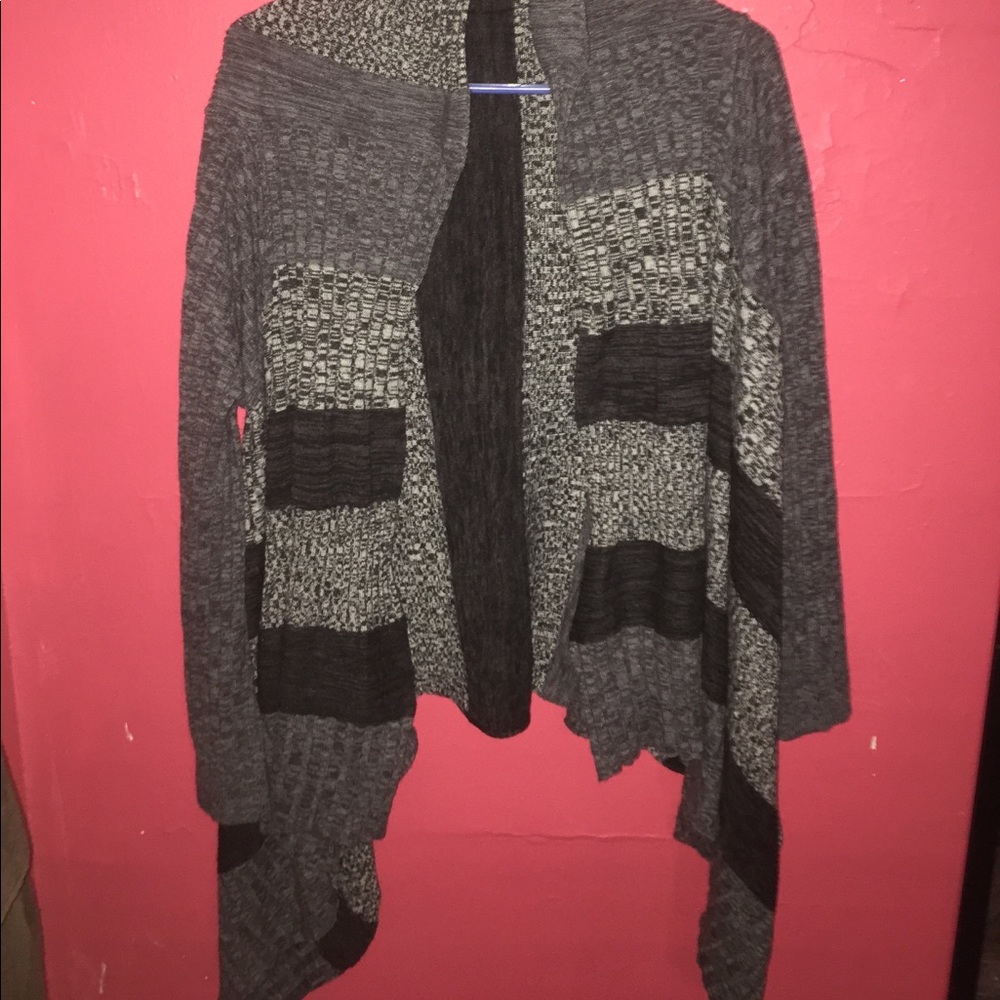 Patterned cardigan