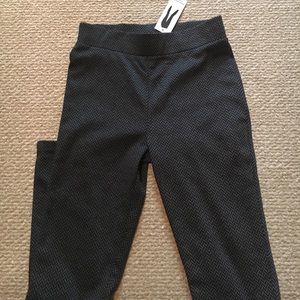 Black stretchy leggings