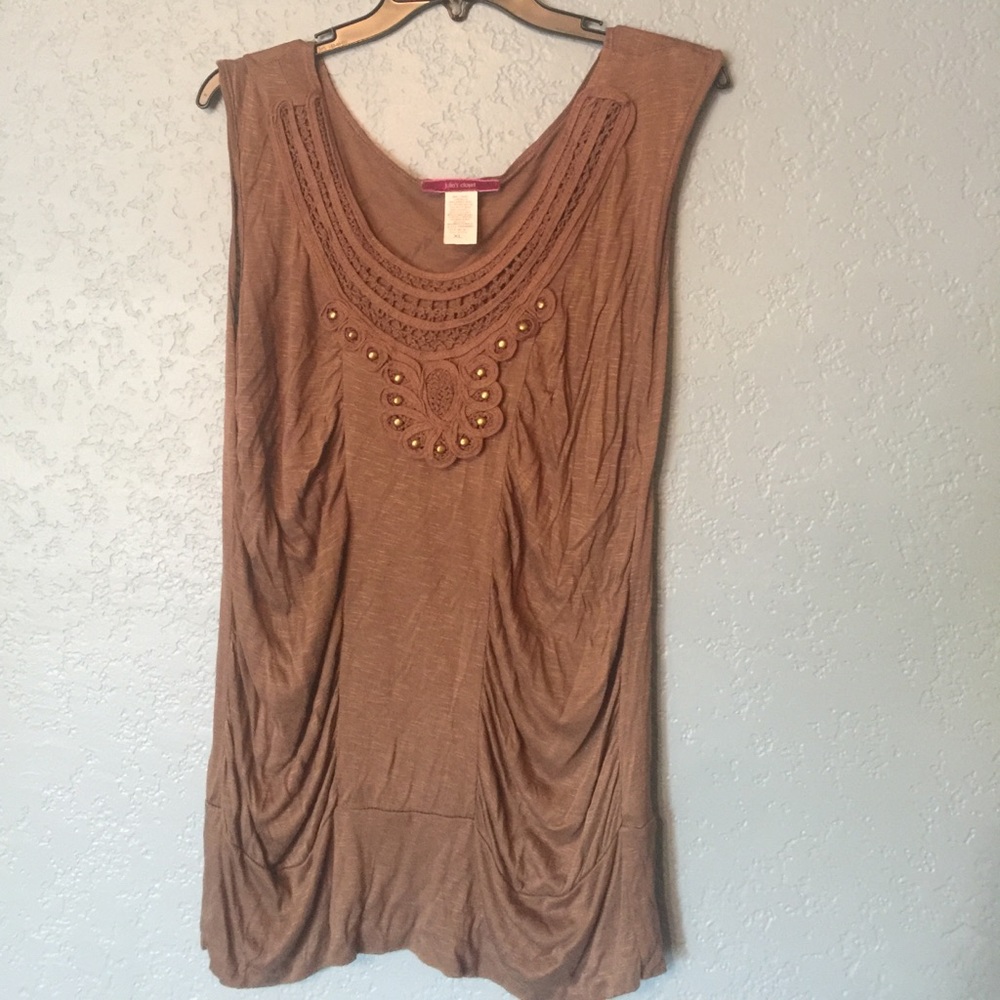 Sleeveless top by Julie's Closet