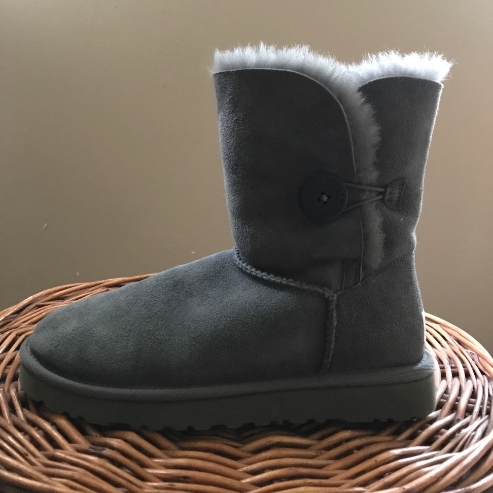 UGG Bailey Button Boot (Women's)