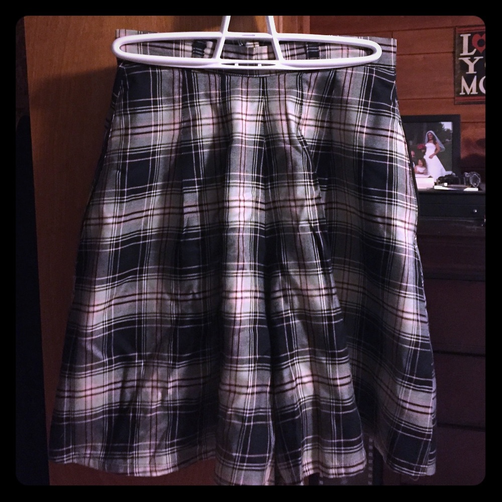 Exclusive Collection high waist dress shorts