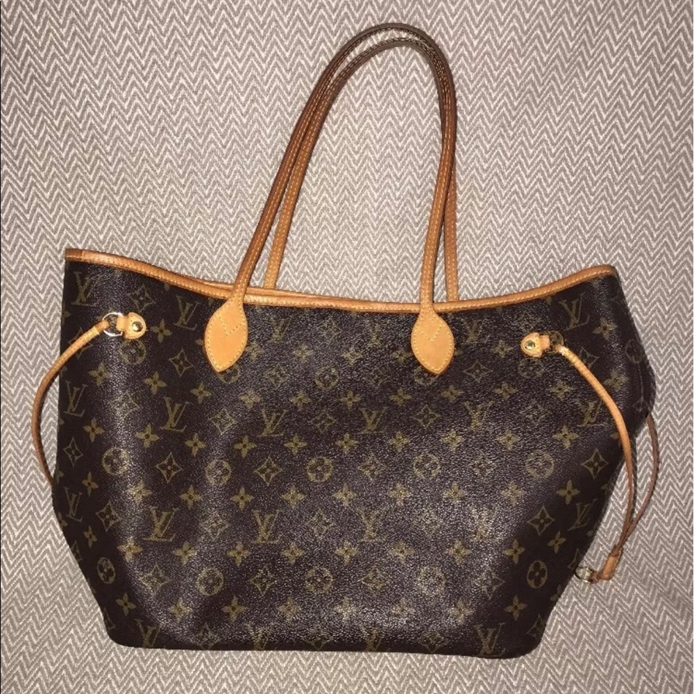 Pre loved Louis Vuitton neverfull MM