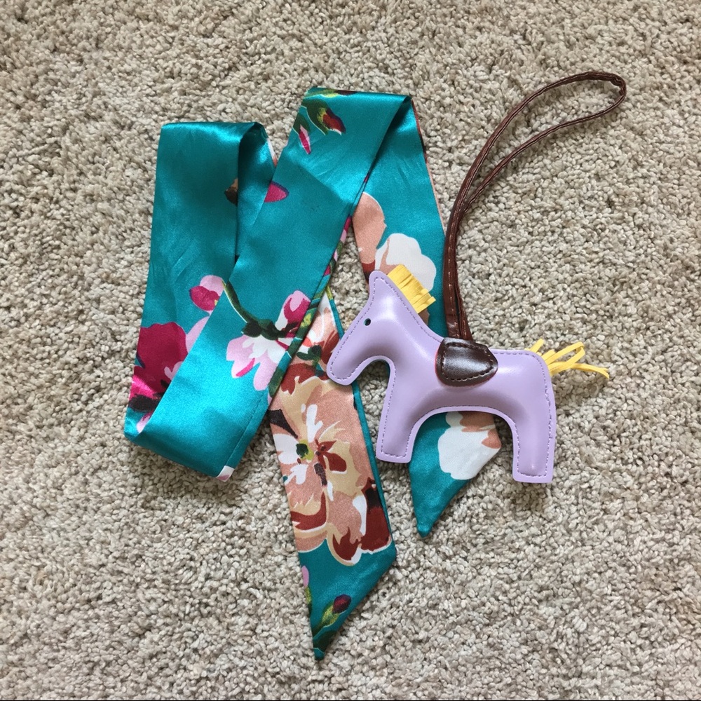 ⚡️SALE!!⚡️ 2pcs Silk Twilly + 1 pc Rodeo Bag Charm