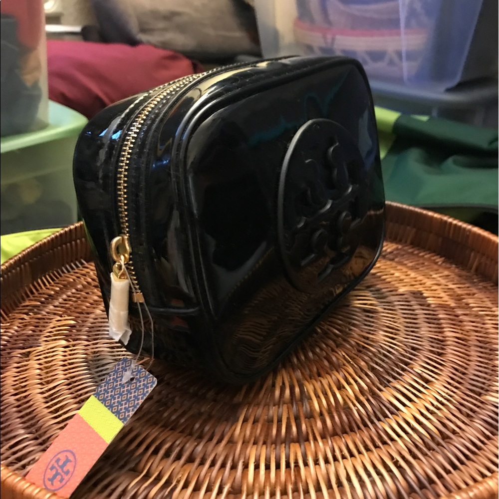 Tory Burch Patent Leather Cosmetic Case (new)