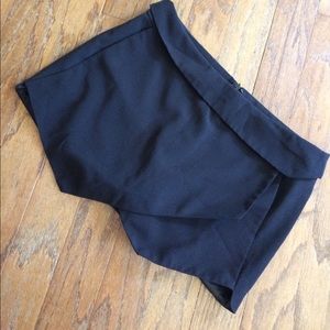 Forever 21 Shorts with shirt in front. Skort