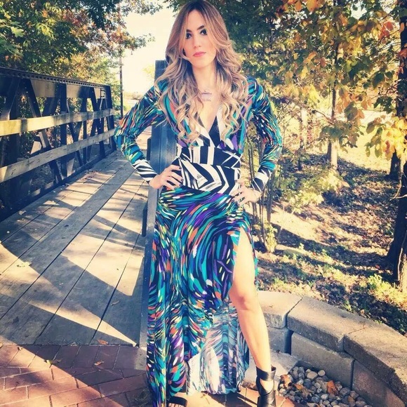 Boutique long and colorful dress - Picture 1 of 2