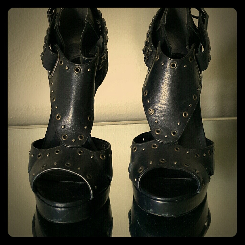 REDUCED PRICE Black studded Aldo platform pumps