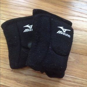 Volleyball knee pads