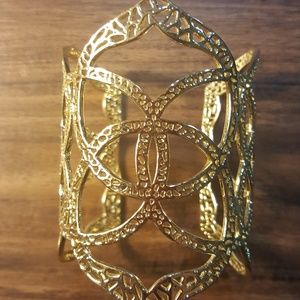 Kendra Scott Gold Roni cuff