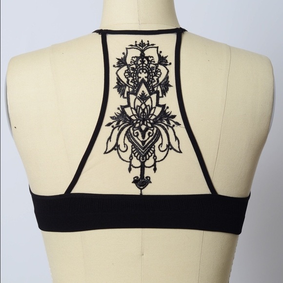 B R A L L E T T E + Plus Sizes - Picture 4 of 6