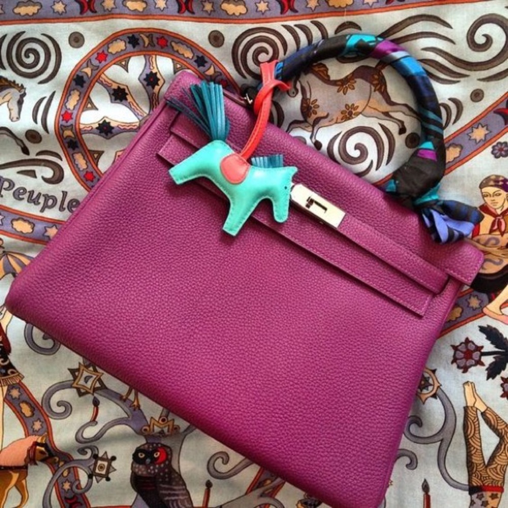 2pcs Silk Twilly + 3 Rodeo Bag Charm