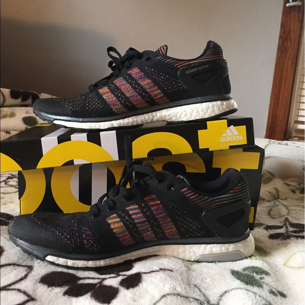 💯authentic Adidas adizero multicolor boost