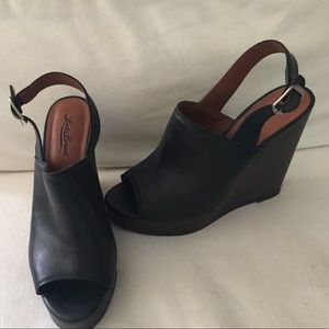Lucky Brand size 9 black wedges