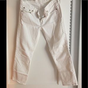White crop jeans