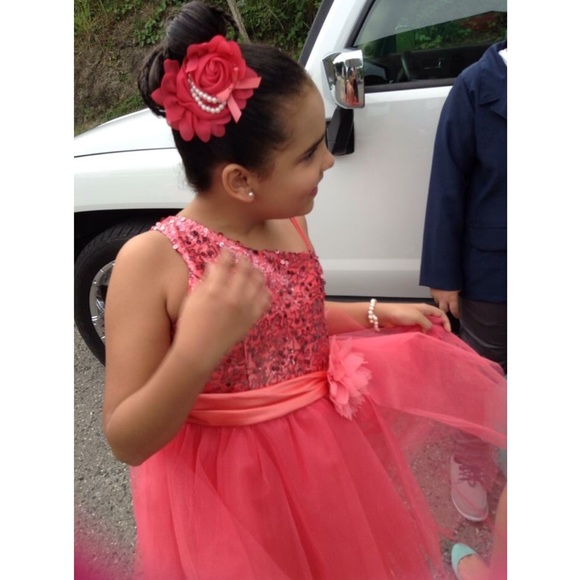 Children's boutique sparkly dress - Picture 2 of 4