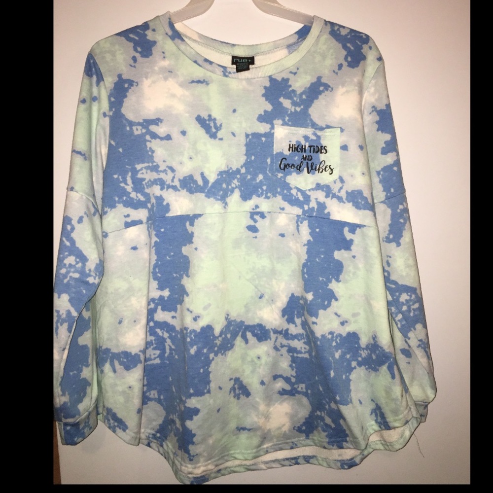 Rue21 Long Sleeved Tee ❤️