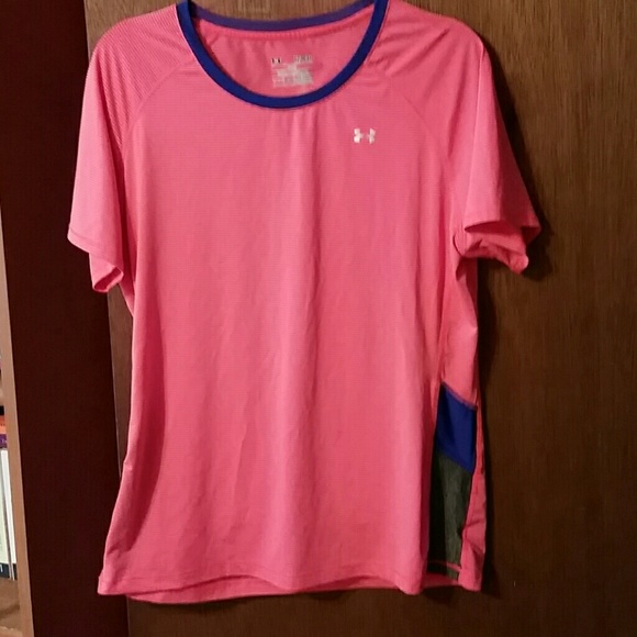 Under Armour Tops - Under Armour size XL striped fitted shirt