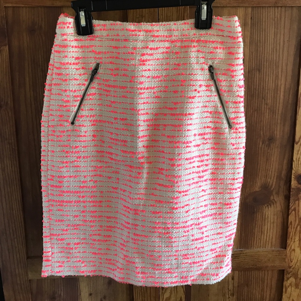 00 Petite Pencil Skirt