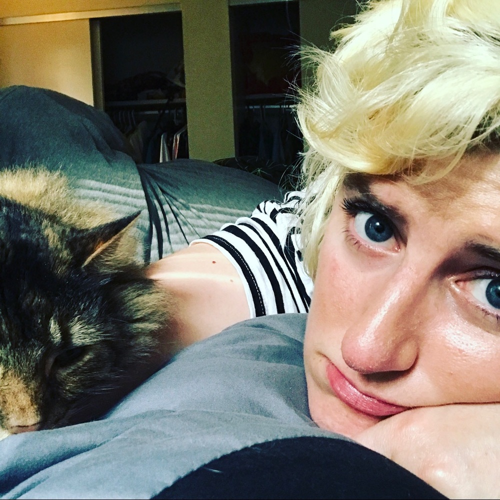 Meet your Posher, Laura