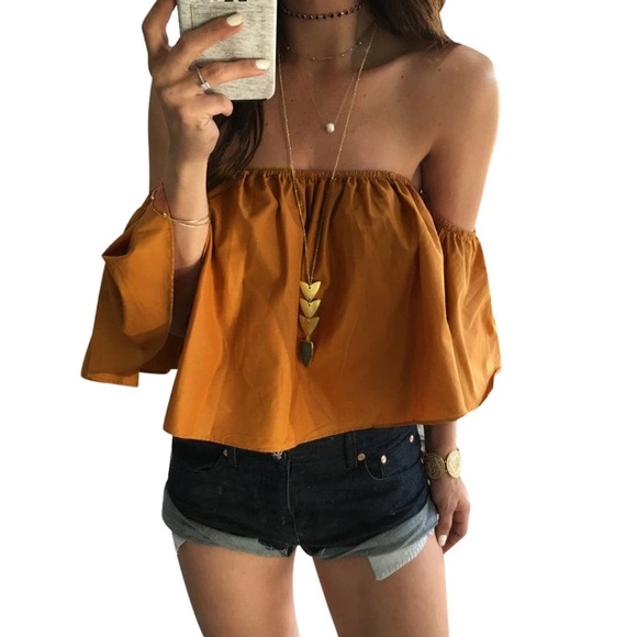 Tops - Crop Shoulder Top