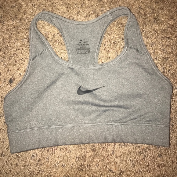 Nike Sports Bra - Picture 1 of 2