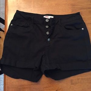 NWOT black size 9 LEI high rise shirts