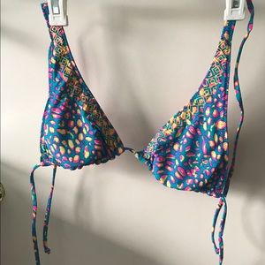 Reversible bathing suit top