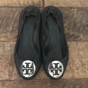Tory butch black flats