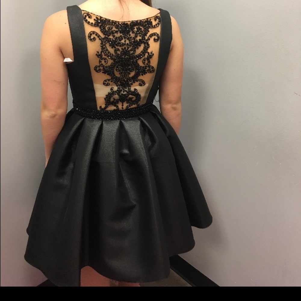 Sherri Hill Black party dress