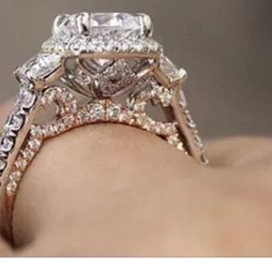 Meet your Posher, Ashanti