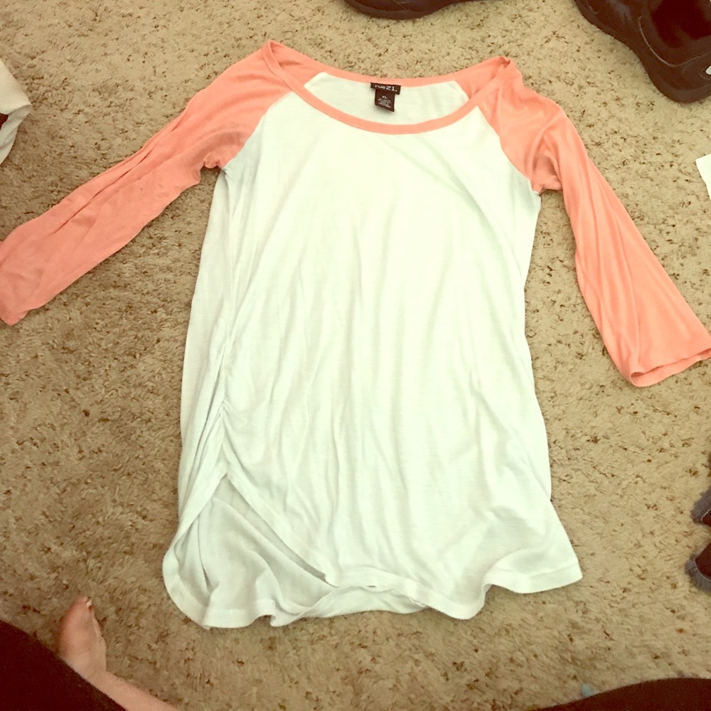 Peach and white three quarter sleeves