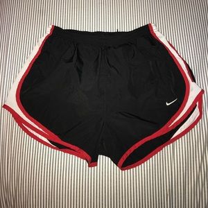 Nike Fitdry workout shorts in black/white/red