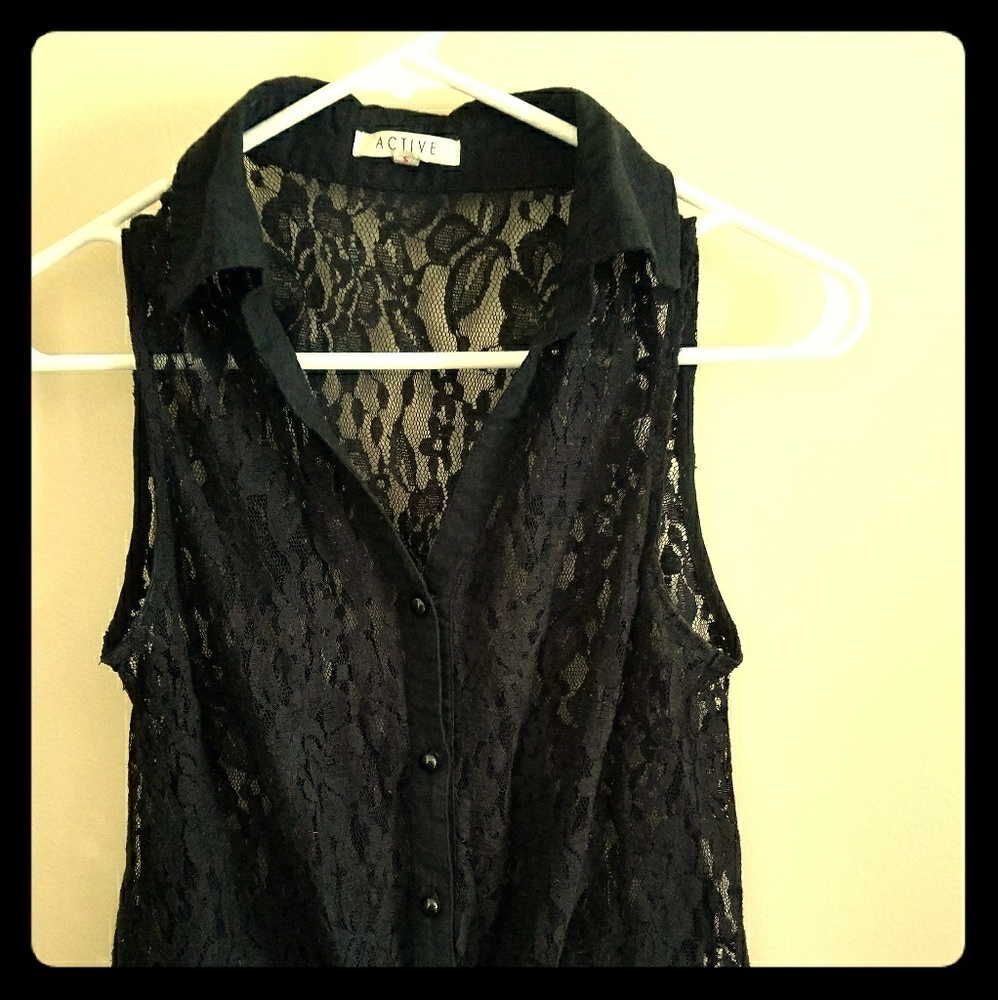Black lace sleeveless button up blouse